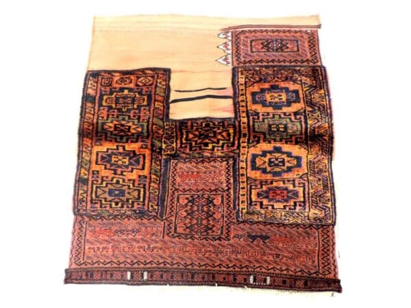 BAHTIYARI 123cm x 110cm Antique Rugs 3