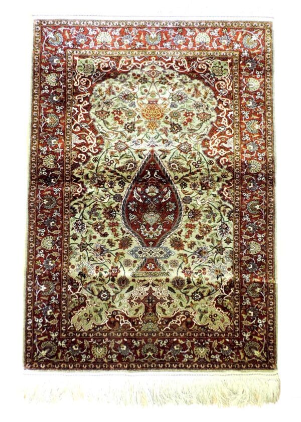 HEREKE 118cm x 79cm
