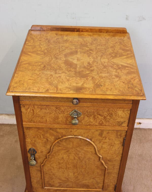Antique Quality Pair of Burr Walnut Bedside Cabinets Antique Antique Cabinets 8