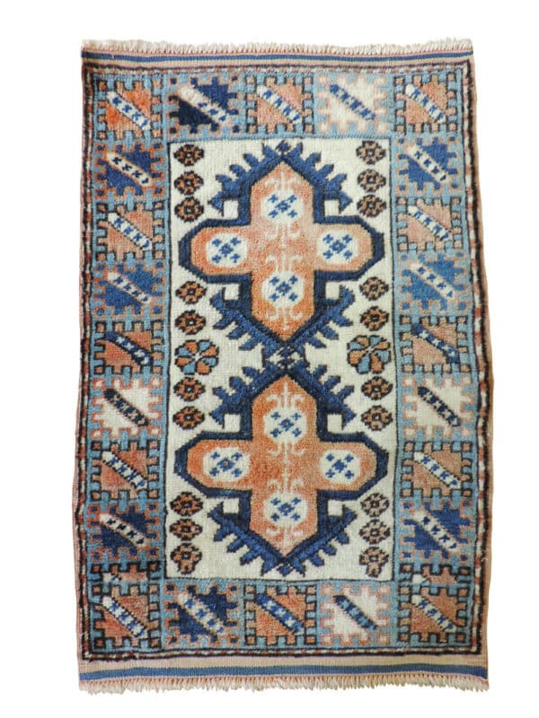 BERGAMA YASTIK 84cm x 54cm Antique Rugs 3