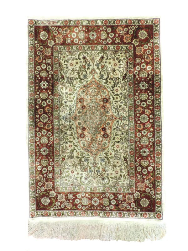 SILK HEREKE 100cm x 68cm Antique Rugs 3