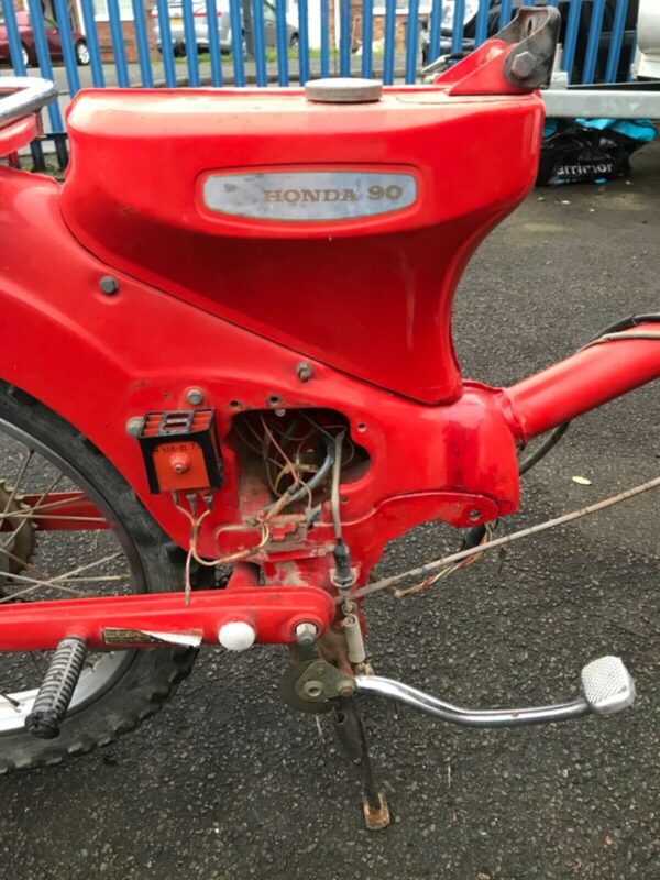 Honda C90 - Image 6