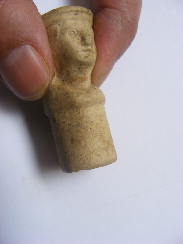 SOLD: Beautiful Pottery Medieval Chess or Gaming Piece in male form possibly Southern Italy / Sicily Norman Period - Image 9