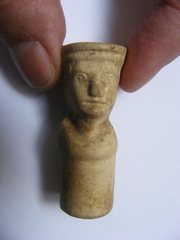 SOLD: Beautiful Pottery Medieval Chess or Gaming Piece in male form possibly Southern Italy / Sicily Norman Period - Image 8