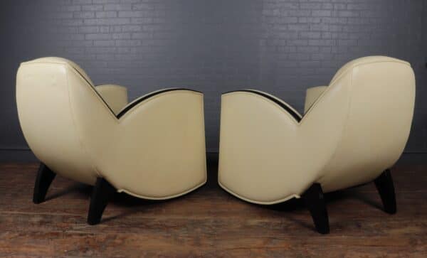 Art Deco Style Armchairs in Cream Leather Antique Chairs 5