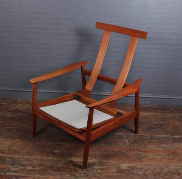 Mid Century Teak Armchair FD164 by Arne Vodder for Cado c1960 Antique Chairs 9