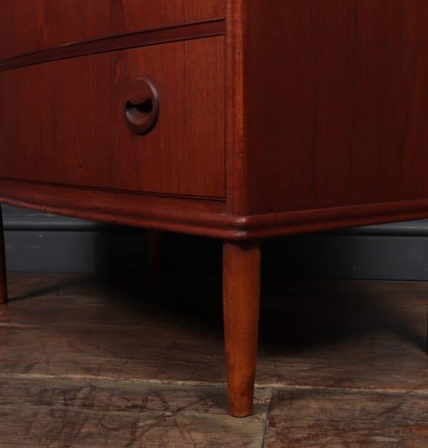 Mid Century Modern Danish Teak Chest of Drawers c1950 - Image 4