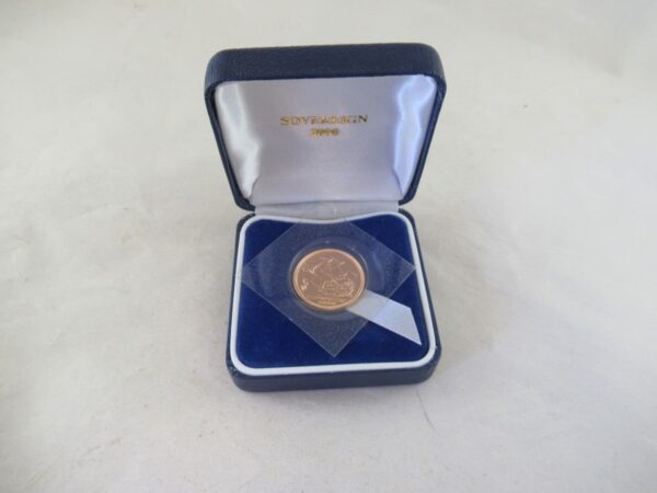 2000 GOLD PROOF SOVEREIGN – BOXED – Mint condition Miscellaneous 3