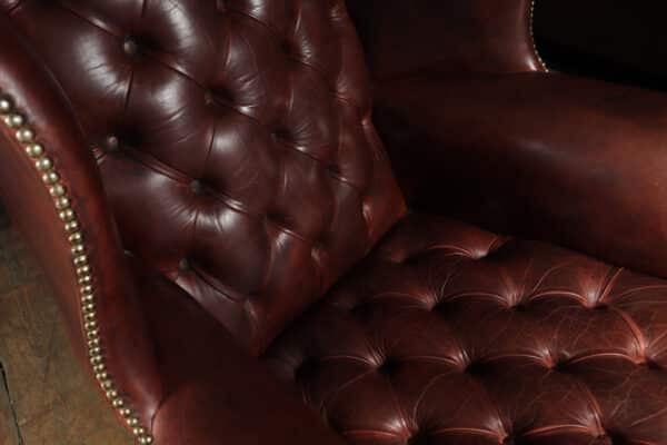 Georgian Style Buttoned Leather Wing Chair - Image 5