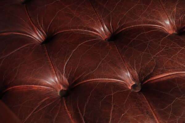 Georgian Style Buttoned Leather Wing Chair - Image 3