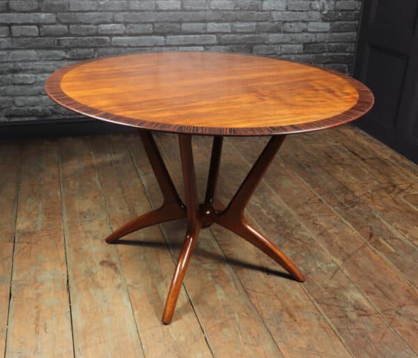 Italian Mid Century Modern Walnut Dining Table c1950’s - Image 7