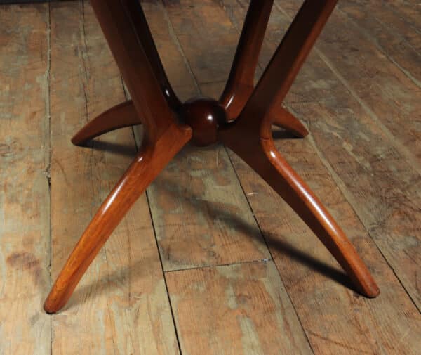 Italian Mid Century Modern Walnut Dining Table c1950’s - Image 4