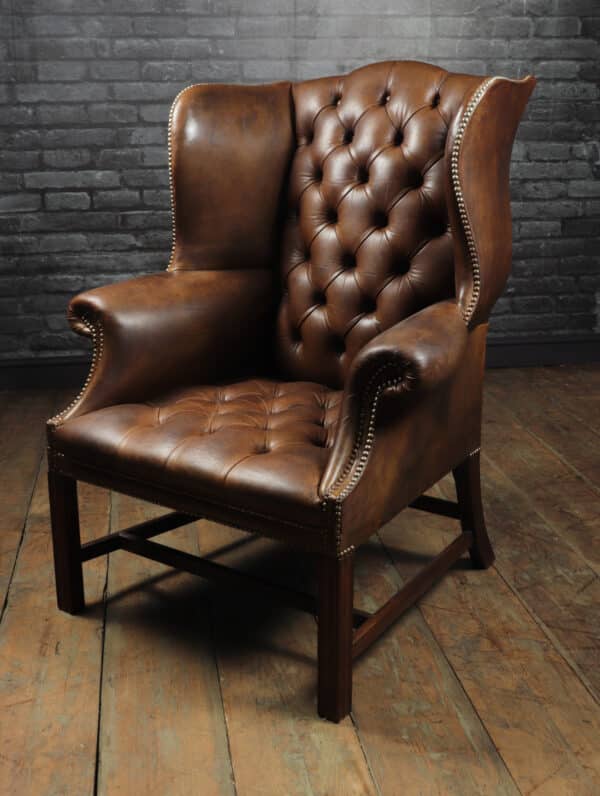 Georgian Style Brown Buttoned Leather Wing Chair - Image 2