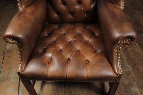 Georgian Style Brown Buttoned Leather Wing Chair Antique Chairs 9