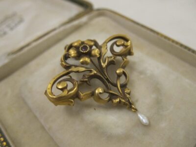 Art Nouveau 18ct Gold Brooch 2.8grms - Image 6