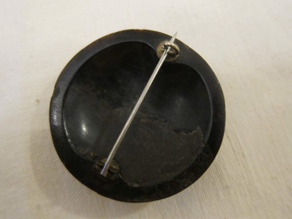Early 19th Century Inlaid Gold Tortoiseshell Brooch - Image 2