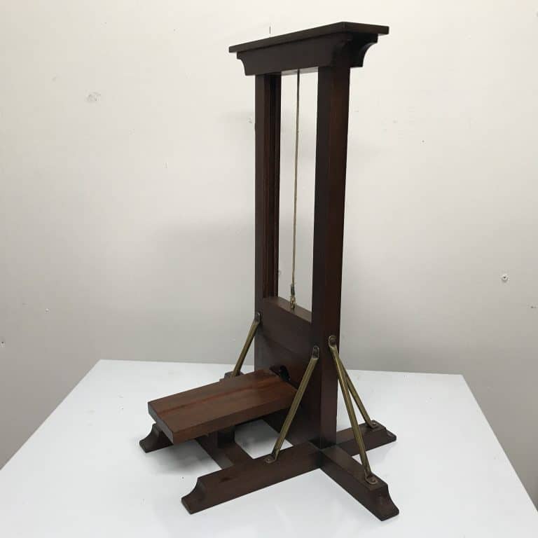 guillotine French desk top cigar cutter