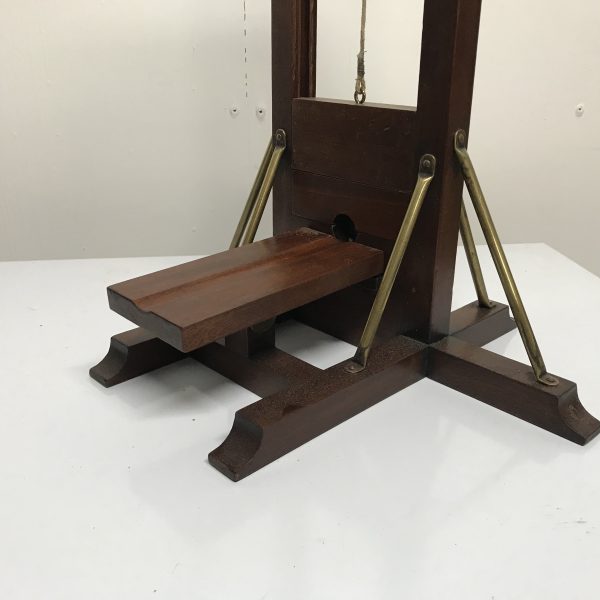 guillotine French desk top cigar cutter - Image 3