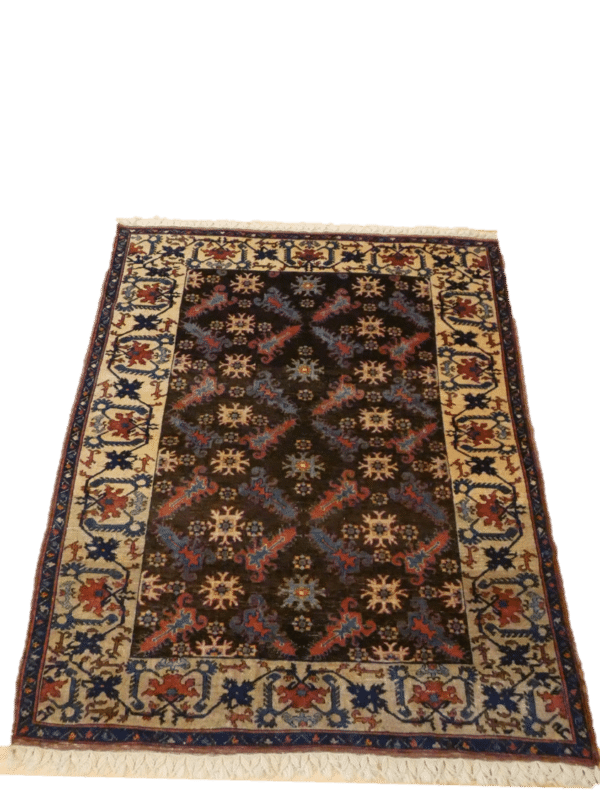 TRANSYLVANIAN 207cm x 167cm