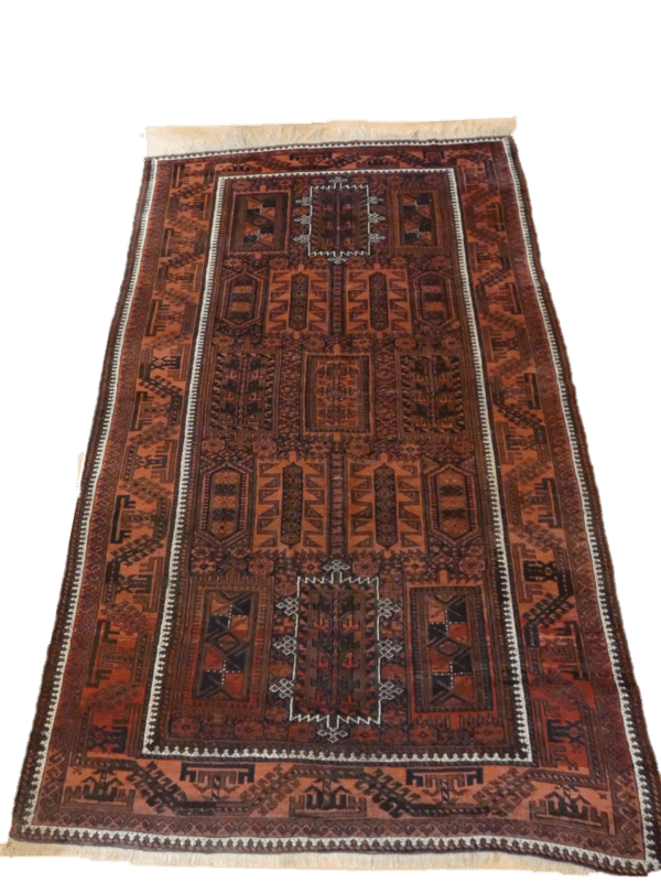 BELUTCH 285cm x 164cm