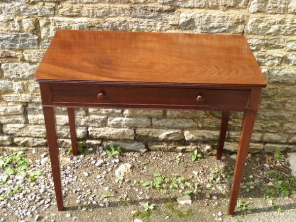 Mahogany side table circa 1770 - Image 2