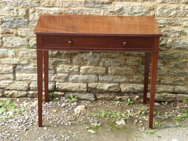 Mahogany side table circa 1770 Georgian Antique Tables 8