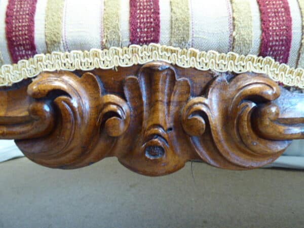 Rare Black Forest walnut window seat circa 1850 - Image 5