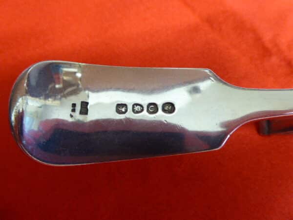 Rare Georgian sterling silver server - Image 3