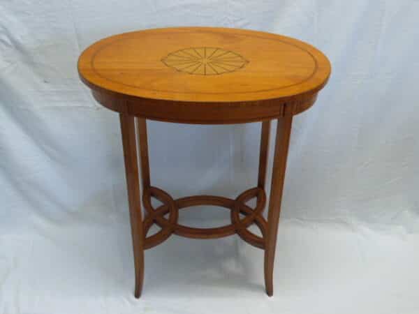 Satinwood occasional table circa 1830 satinwood Antique Tables 3