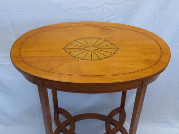 Satinwood occasional table circa 1830 satinwood Antique Tables 4