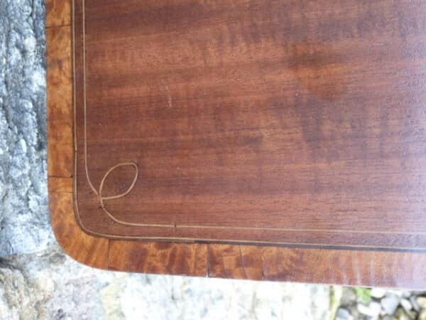 Georgian mahogany pembroke table circa 1810 - Image 3