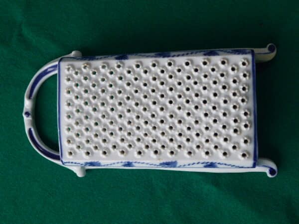 Rare ceramic grater - Image 3
