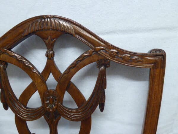 Walnut shield back chair circa 1790 - Image 4
