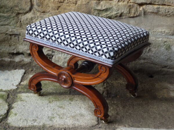 Rosewood stool by Mackenzie & Mitchell Edinburgh - circa 1850 - Image 4
