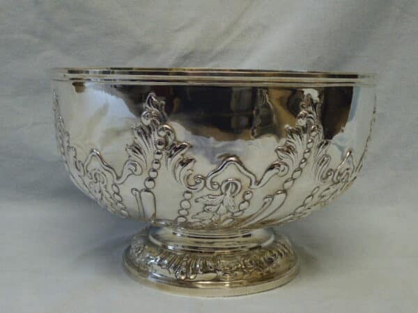 Solid silver punch bowl – 1897 London Antique Silver 5