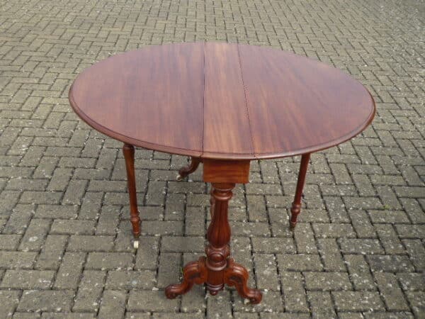Victorian solid walnut Sutherland table circa 1860 sutherland table Antique Tables 3