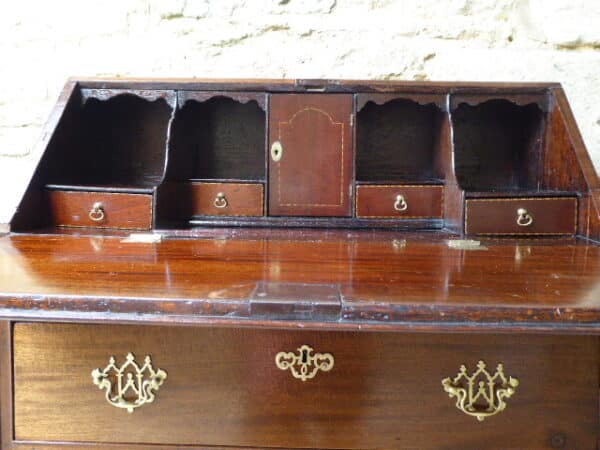 Fiddleback mahogany bureau – 19th century fiddleback mahogany Antique Bureau 5