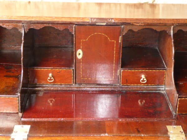 Fiddleback mahogany bureau – 19th century fiddleback mahogany Antique Bureau 7