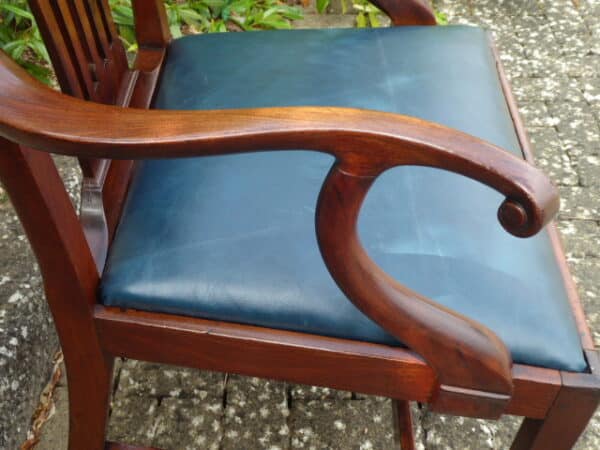 Irish mahogany armchair circa 1750 armchair Antique Chairs 8