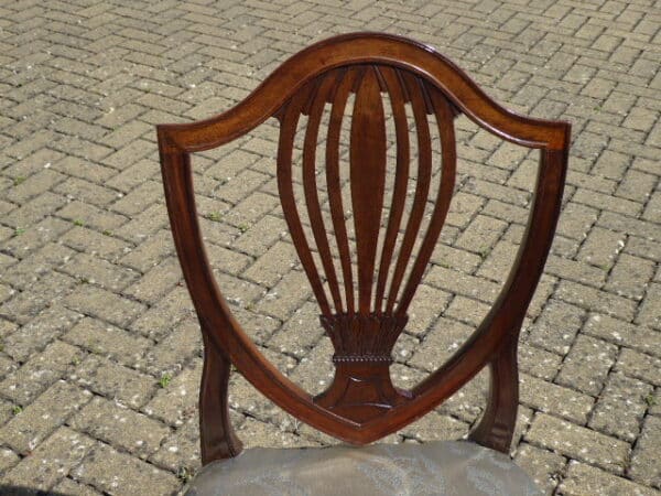 Set of 4 mahogany Hepplewhite dining chairs circa 1800 - Image 4