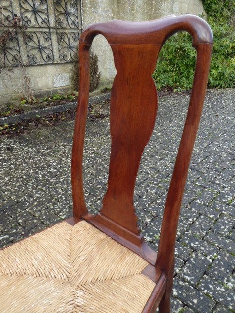 Queen Anne walnut chair chair Antique Chairs 6