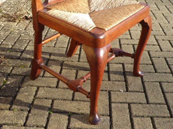 Queen Anne walnut chair chair Antique Chairs 7