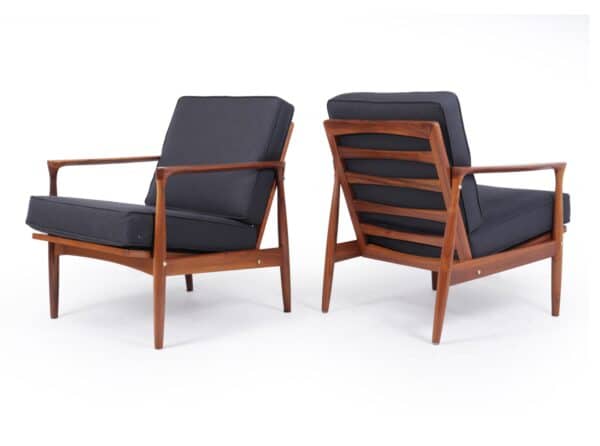 Pair of Walnut Mid Century Danish Armchairs c1960 Antique Chairs 3