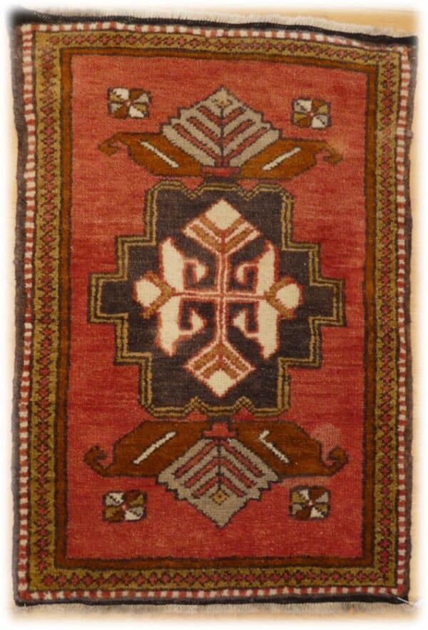 ANATOLIAN YASTIK 69cm x 46cm