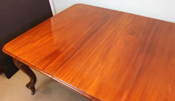 Antique Victorian Large Mahogany Extending Dining Table - Image 4