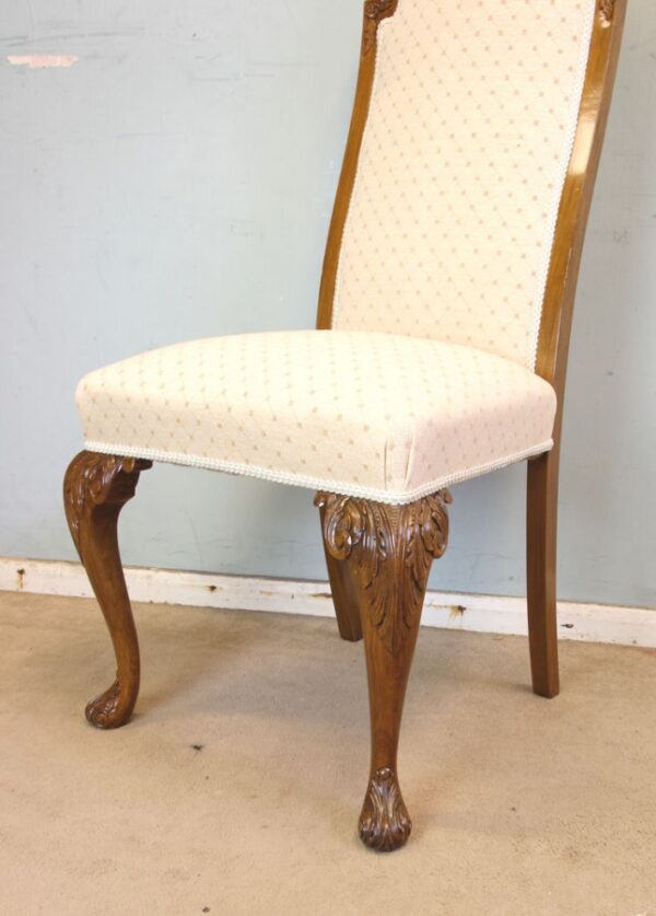 Antique Set of Eight Queen Anne Style Walnut Dining Chairs - Image 12