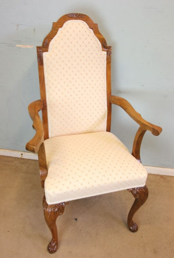 Antique Set of Eight Queen Anne Style Walnut Dining Chairs - Image 5