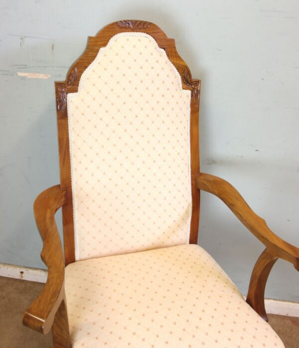 Antique Set of Eight Queen Anne Style Walnut Dining Chairs - Image 6