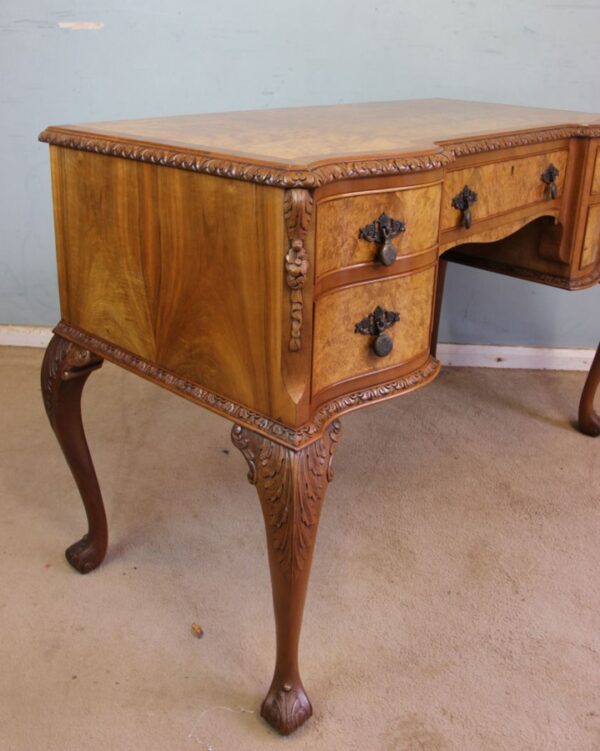 Antique Serpentine Shaped Burr Walnut Side Table Antique Antique Tables 9