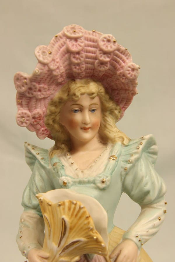 Antique Bisque Figurine of Young Lady bisque Antique Ceramics 4